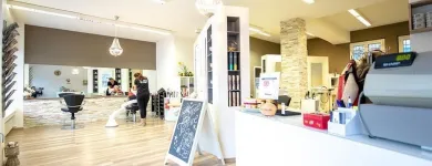 Unternehmen 14 Bild TINA BEAUTY STYLE HAIR & NAIL Kosmetik/Körperpflege am Zürich ZH