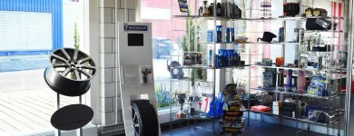 Unternehmen 5 Bild TOPCAR RJ GMBH Kfz-/Zweirad-Dienstleistungen am Uetendorf BE