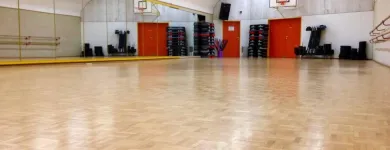 Immagine 8 azienda TST / STB TRAININGSZENTRUMS AG Sportanlagen, Freizeitanlagen in Berne BE