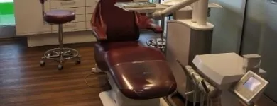 Immagine 2 azienda VITADENT Ärzte in Fribourg FR