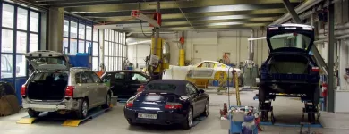 Entreprises 52 image WENGER CARROSSERIE / FAHRZEUGBAU Kfz-/Zweirad-Dienstleistungen dans Basel BL