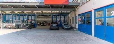 Entreprises 1 image WENGER CARROSSERIE / FAHRZEUGBAU Kfz-/Zweirad-Dienstleistungen dans Basel BL