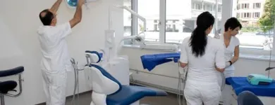 Unternehmen 5 Bild ZAHNÄRZTLICHES ZENTRUM WALLISELLEN Ärzte am Wallisellen ZH