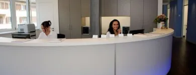 Unternehmen 4 Bild ZAHNÄRZTLICHES ZENTRUM WALLISELLEN Ärzte am Wallisellen ZH
