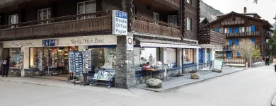 Unternehmen 2 Bild ZAP* ZERMATT Zeitungen, Zeitschriftenhandel Einzelhandel am Zermatt VS