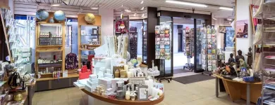 Unternehmen 6 Bild ZAP* ZERMATT Zeitungen, Zeitschriftenhandel Einzelhandel am Zermatt VS