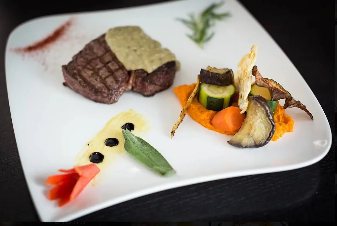 Entreprises 2 image RESTAURANT LE 360