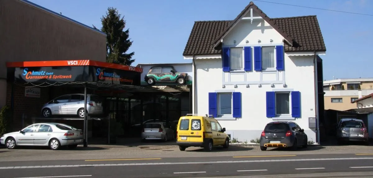 Entreprises 1 image SCHMUTZ CARROSSERIE & SPRITZWERK GMBH