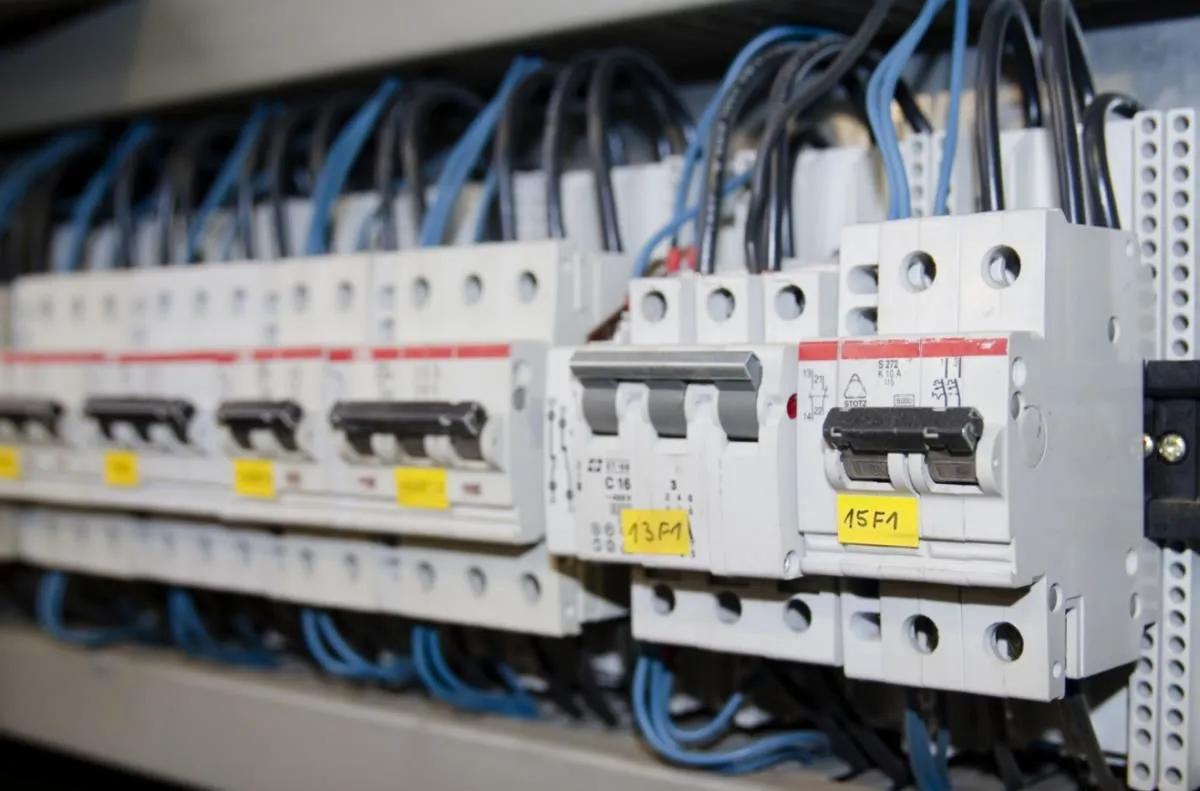 Immagine 11 azienda ELEKTRON 4.0 - WILHELM GMBH