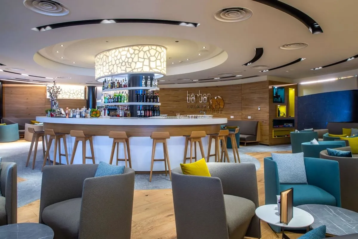 Unternehmen 40 Bild RADISSON BLU HOTEL REUSSEN, ANDERMATT
