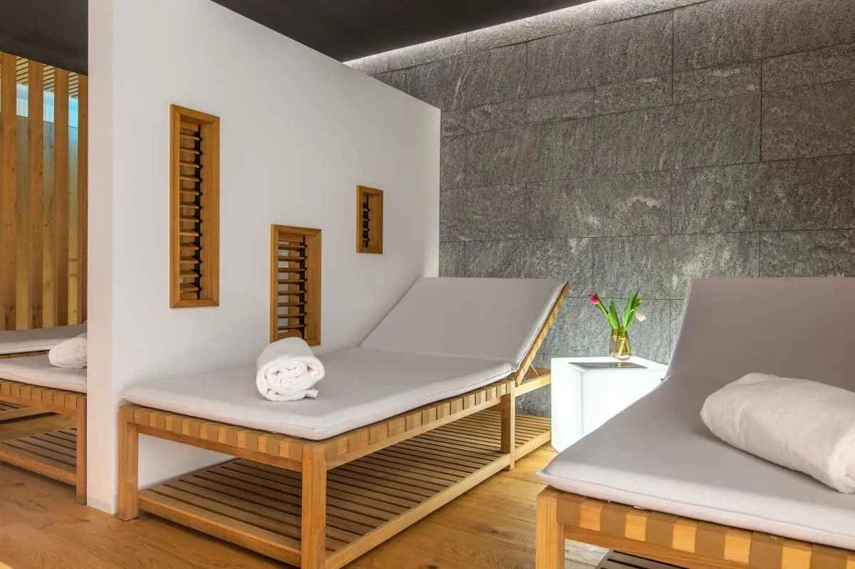 Unternehmen 21 Bild RADISSON BLU HOTEL REUSSEN, ANDERMATT