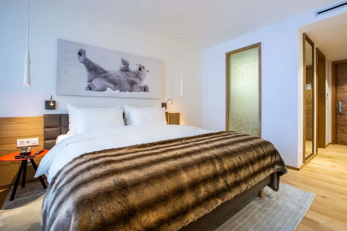Unternehmen 22 Bild RADISSON BLU HOTEL REUSSEN, ANDERMATT
