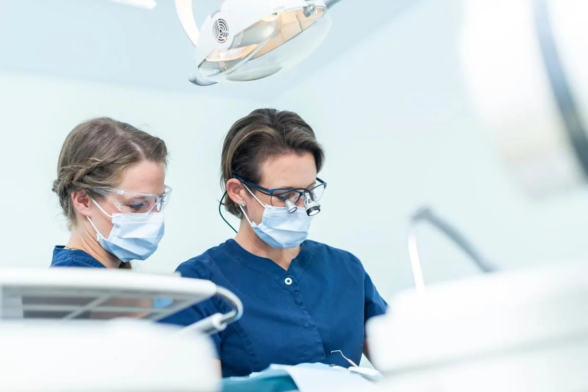 Immagine 7 azienda DR. MED. DENT. FRANCINE BRANDENBERG