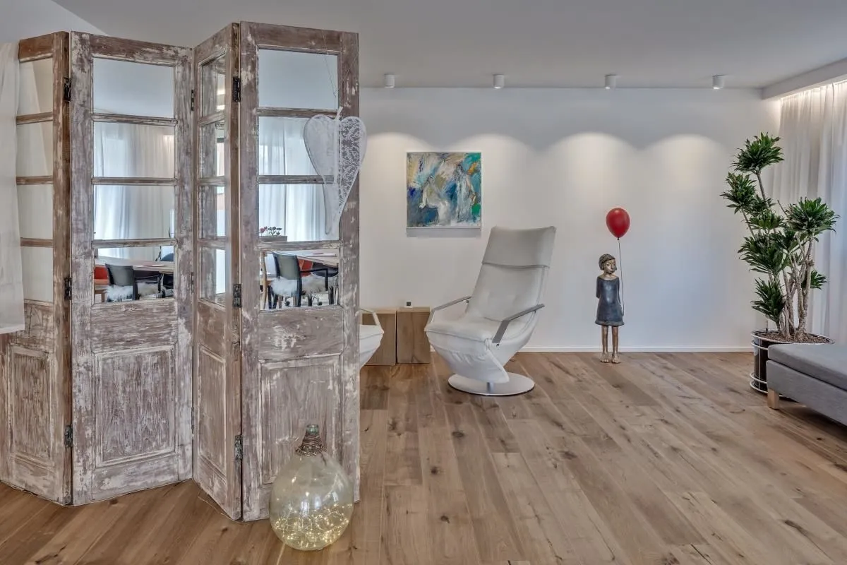 Unternehmen 1 Bild EVA-MARIA JANUTIN HYPNOSE & HERZ