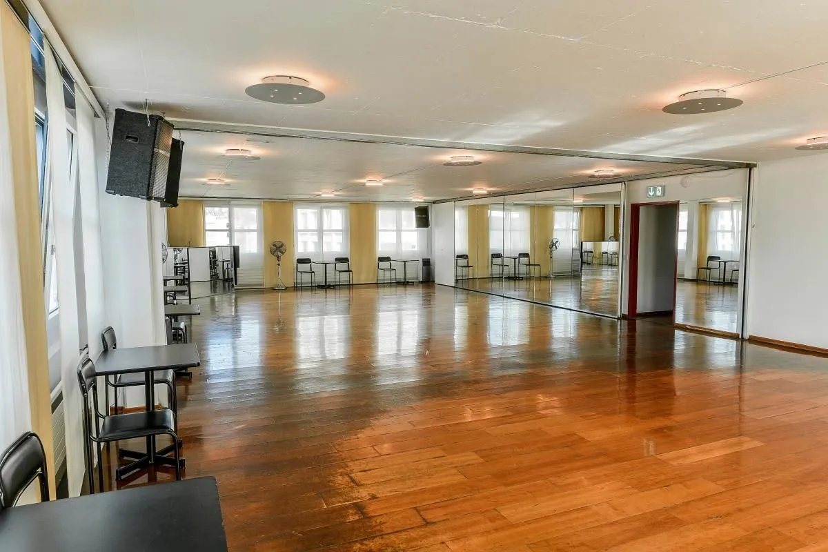 Immagine 3 azienda GALACTIC DANCE GMBH