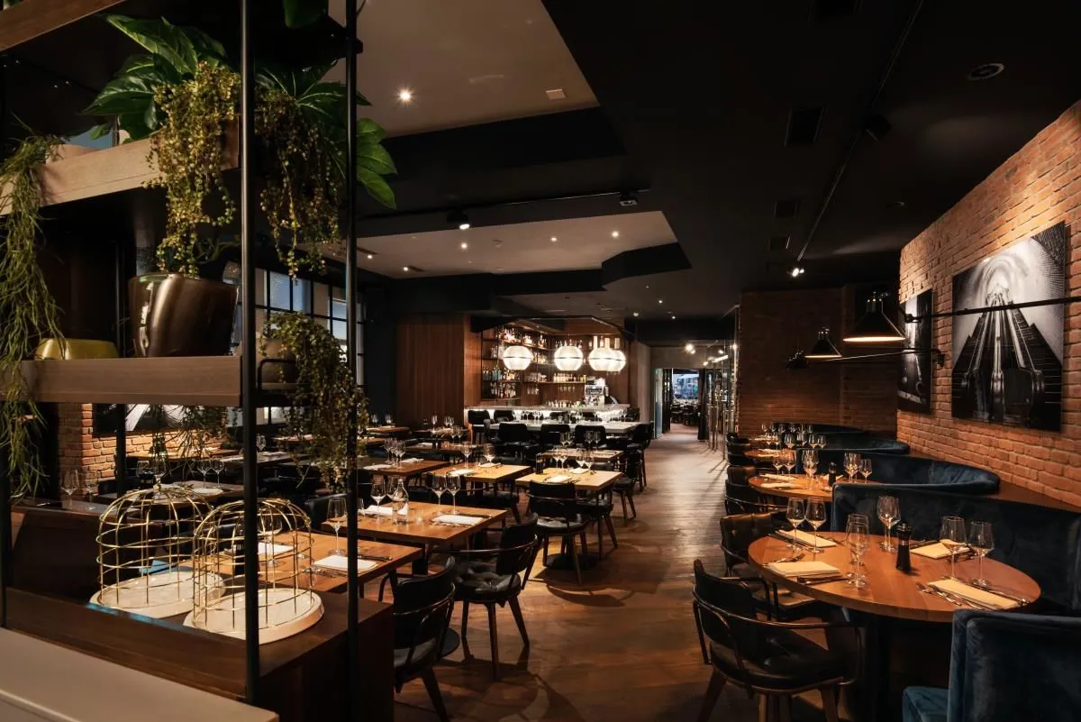 Unternehmen 12 Bild SIMON'S STEAKHOUSE GRILL & RESTAURANT & BAR