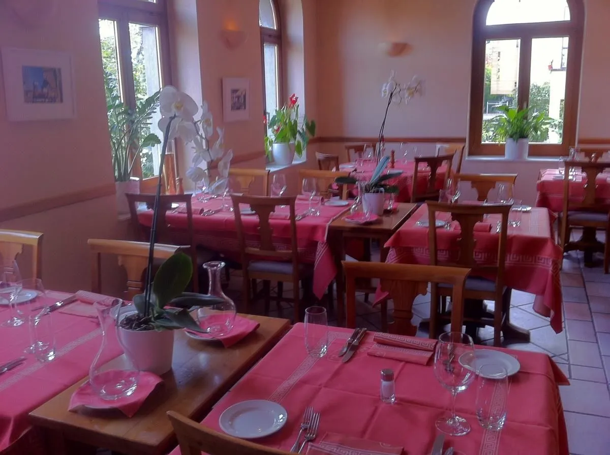 Unternehmen 3 Bild CASA TOLONE RISTORANTE - VINOTECA
