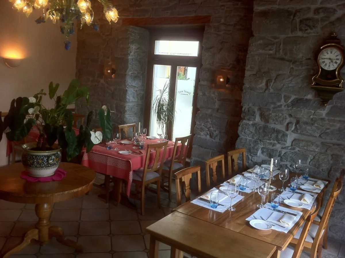 Unternehmen 1 Bild CASA TOLONE RISTORANTE - VINOTECA