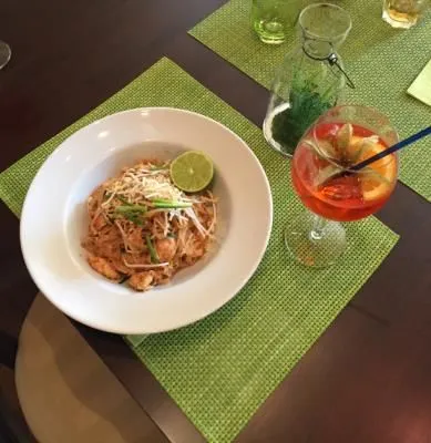 Immagine 3 azienda VEE'S BISTRO - THAI RESTAURANT