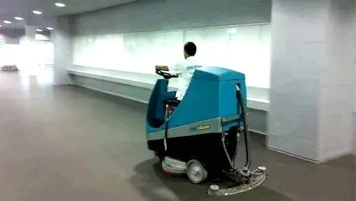 Immagine 5 azienda UMZUGSREINIGUNG MR. CLEAN AG REINIGUNGSFIRMA