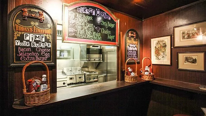 Immagine 12 azienda OLIVER TWIST PUB ZÜRICH