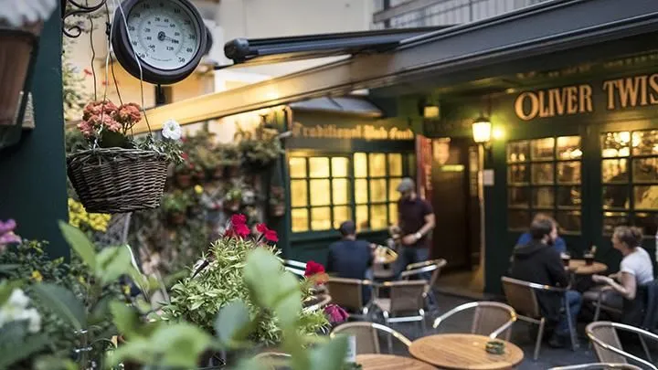 Immagine 3 azienda OLIVER TWIST PUB ZÜRICH