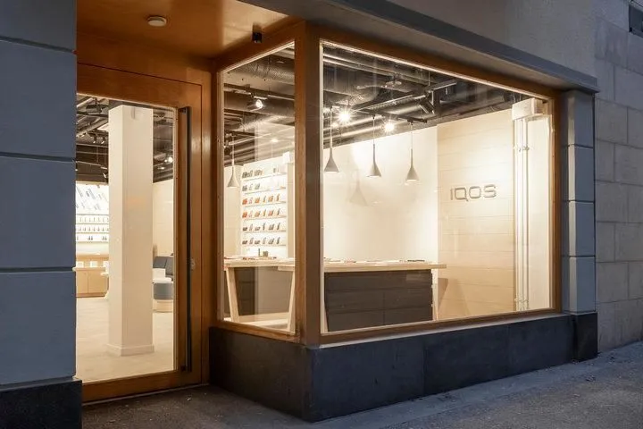 Unternehmen 4 Bild IQOS BOUTIQUE