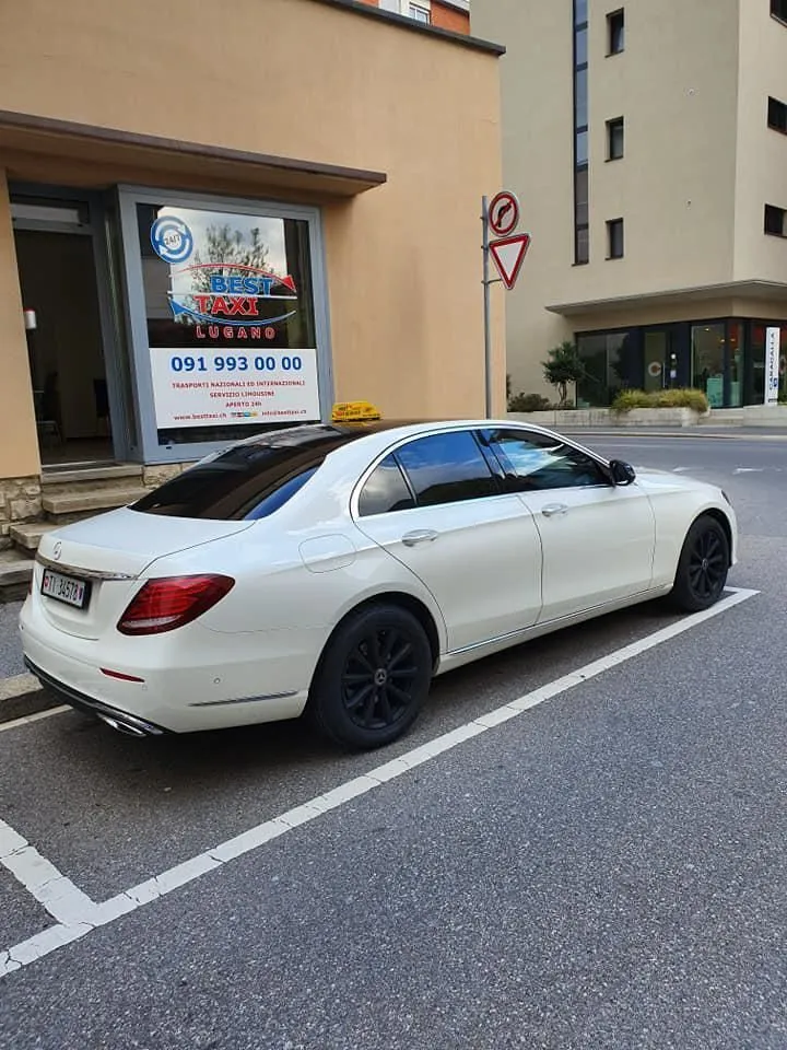 Immagine 1 azienda BEST TAXI LUGANO | SERVIZIO 24H 7/7